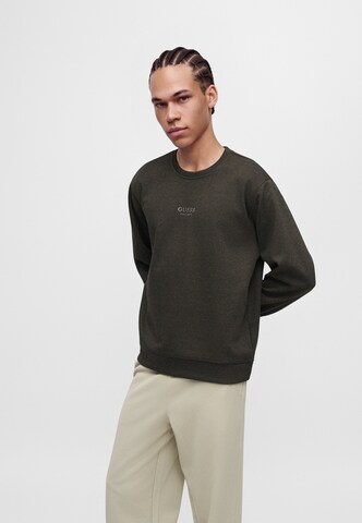 GUESS - Sudadera en marrón: frente