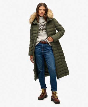 Superdry Tussenmantel in Groen