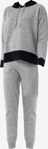 Jimmy Sanders Loungewear in Grey: front