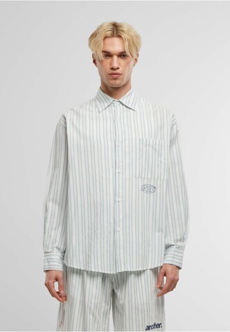 Another Cotton Lab - Camiseta ' ' en azul: frente