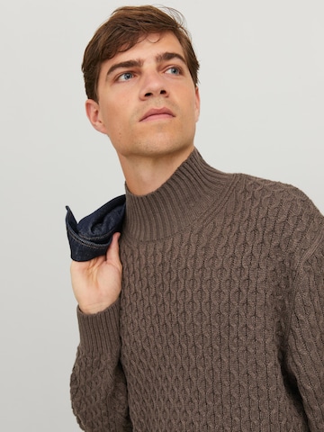 JACK & JONES - Jersey 'COSY' en marrón