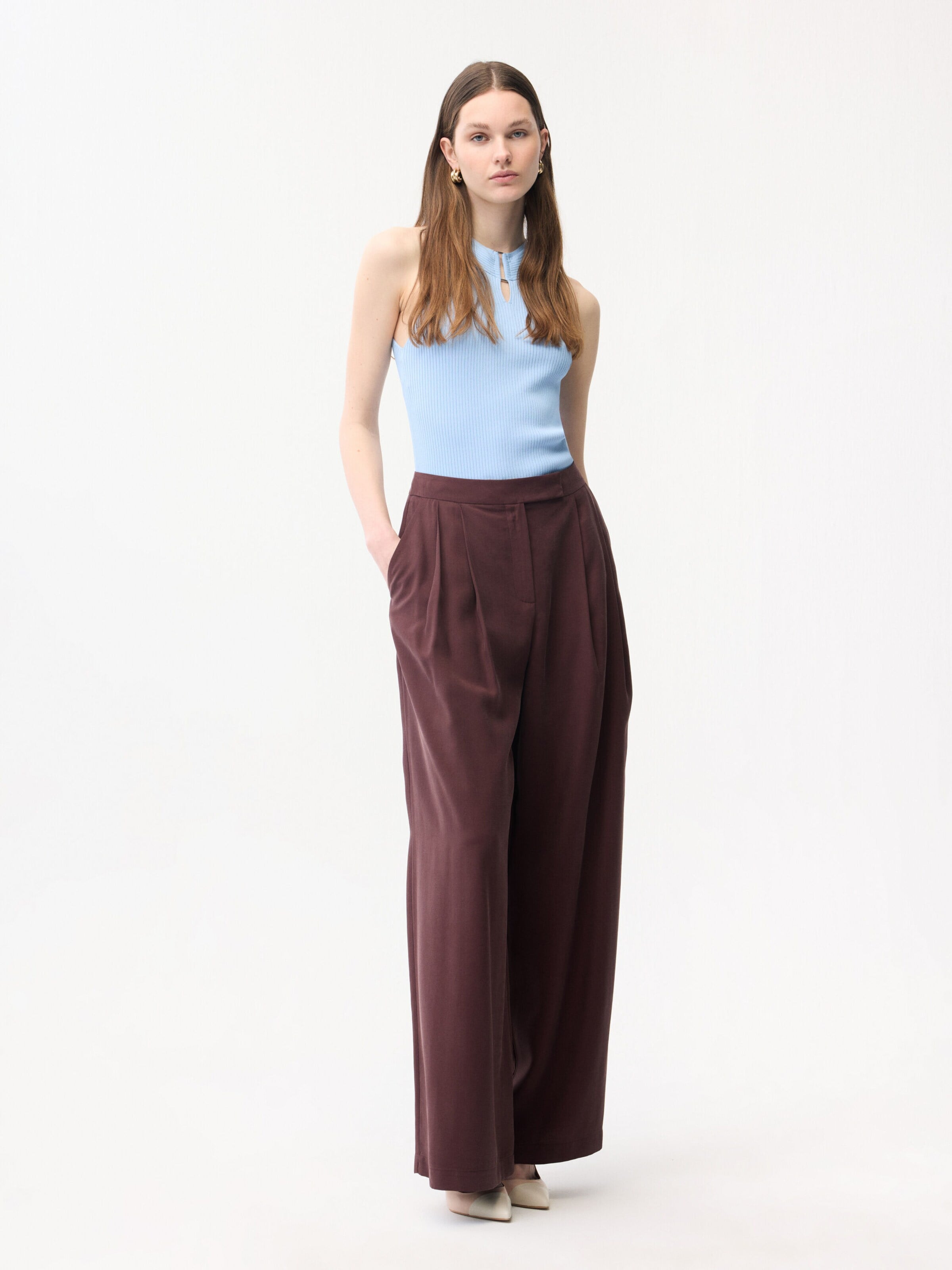 adl Loose fit Trousers in Purple: front