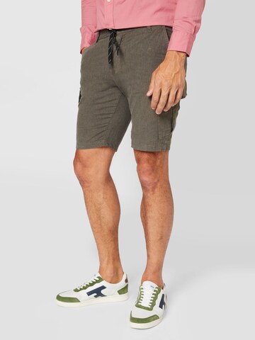 QS Regular Shorts in Braun: predná strana