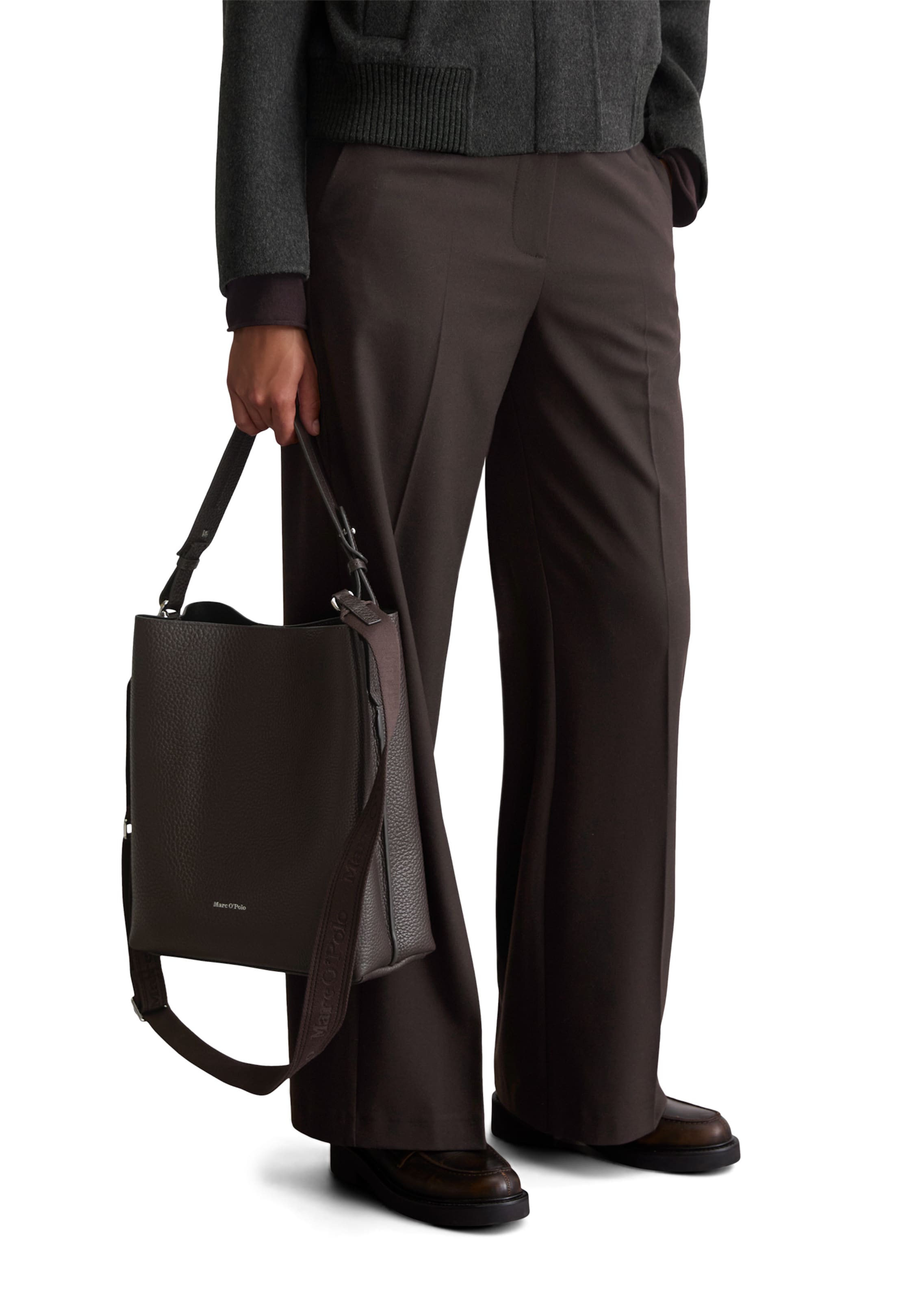 Marc O'Polo Shoulder bag in Brown: front