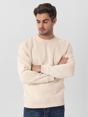 Jacey Quinn Sweatshirt in White