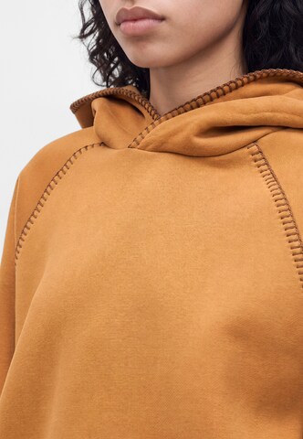 UGG Sweatshirt 'Classic' in Bruin