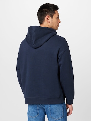 MUSTANG Sweatshirt 'Bennet' in Blau