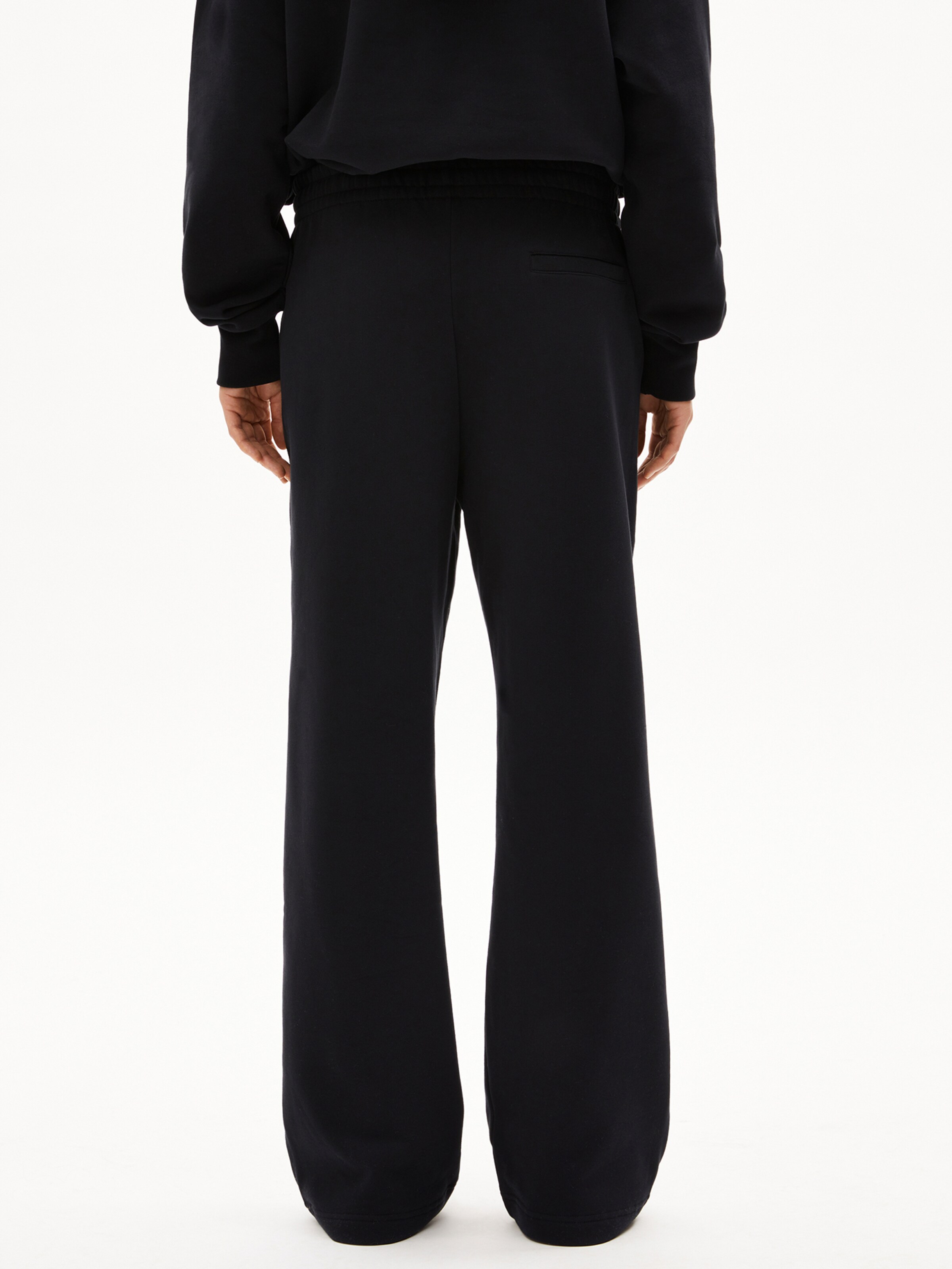 Loosefit Pantalon 'ICONIC Å IVAARA' ARMEDANGELS en noir