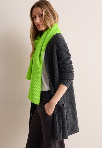 CECIL Scarf in Yellow: front