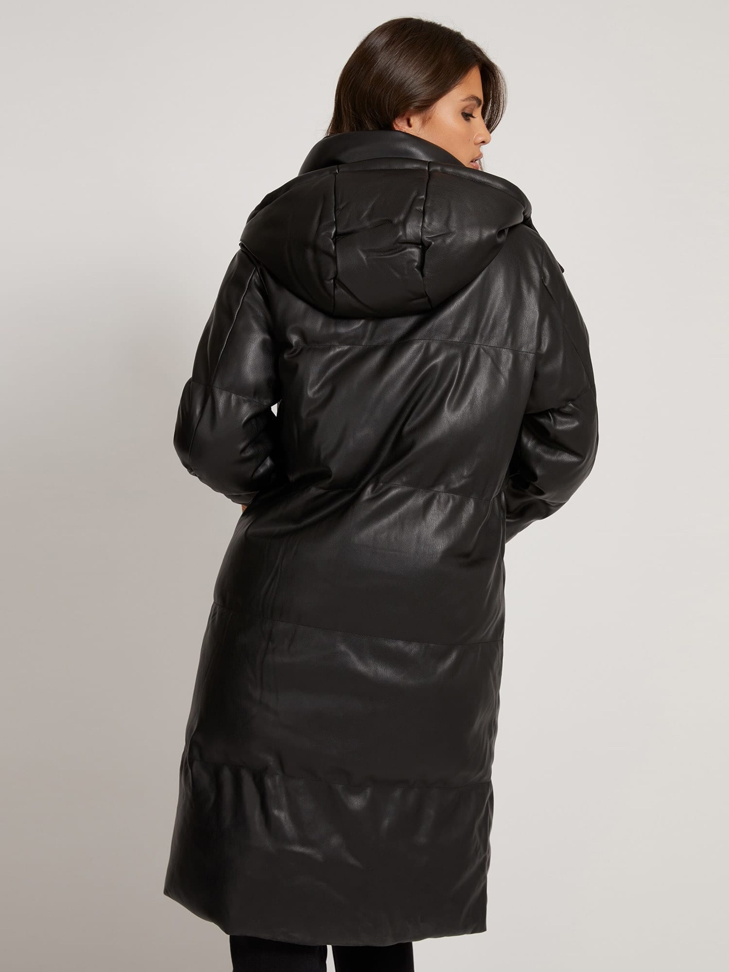 Frauen Mäntel GUESS Mantel in Schwarz - XZ08759 Frauen Mäntel GUESS Mantel in Schwarz - XZ08759