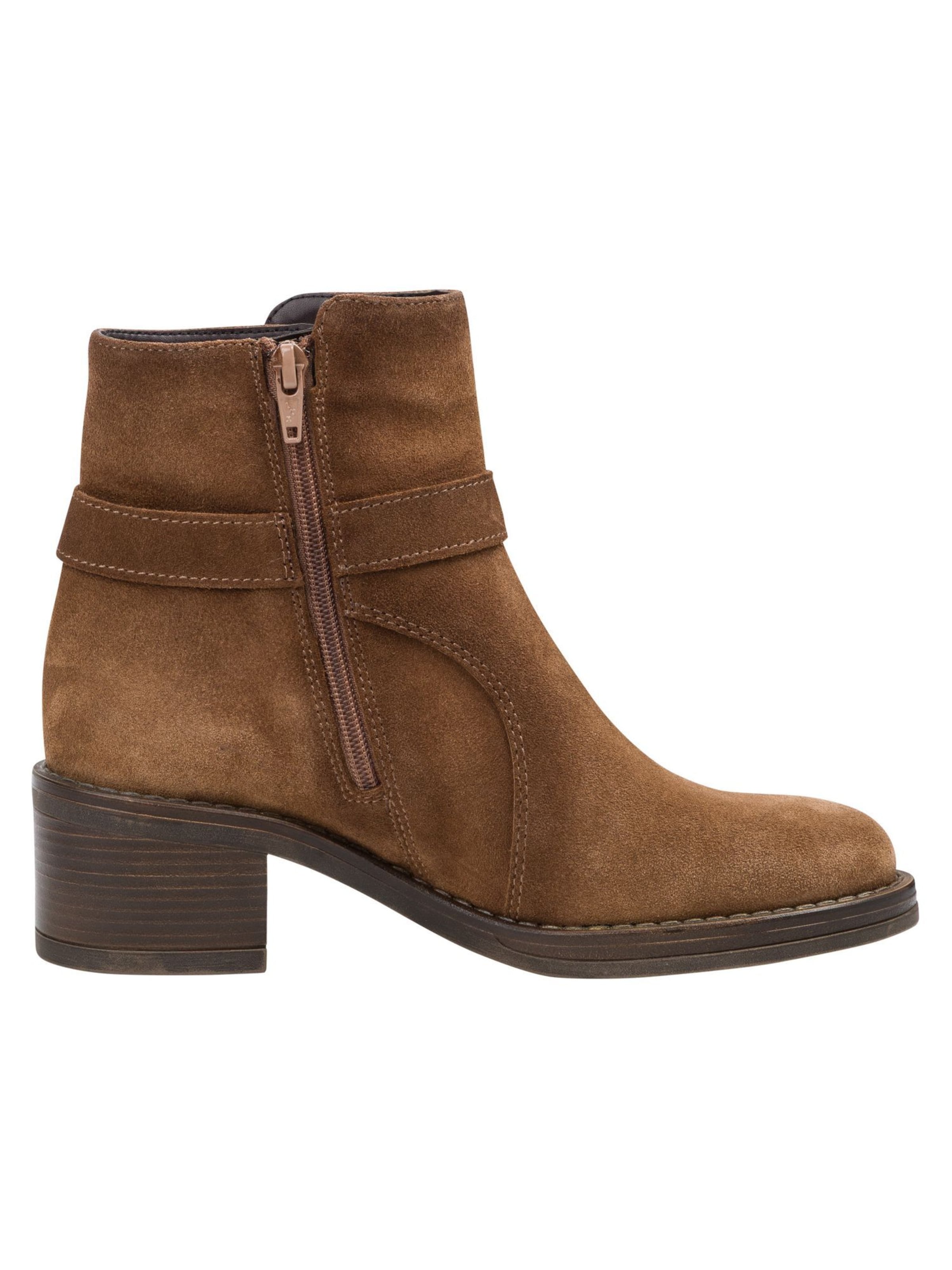 Tamaris Bootie in Brown