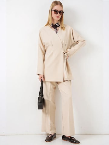 Bigdart Blazer in Beige