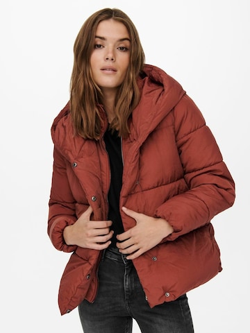 Veste d’hiver 'SYDNEY' ONLY en rouge