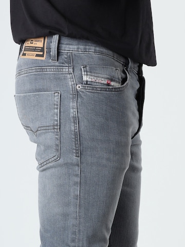 DIESEL - Skinny Calças de ganga 'TEPPHAR-X' em cinzento