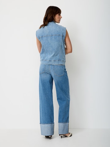 PADDOCKS Vest in Blue