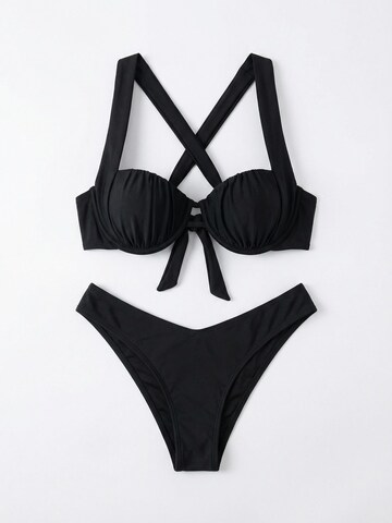 Cupshe Balconette Bikini 'CAA12C5D155AA' in Schwarz: Vorderseite