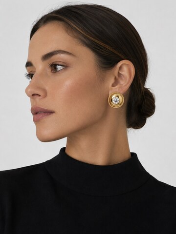 RteRme Earrings in Gold