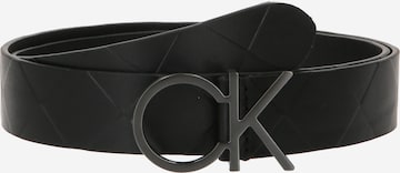 Curea 'Re-Lock' de la Calvin Klein pe negru: față