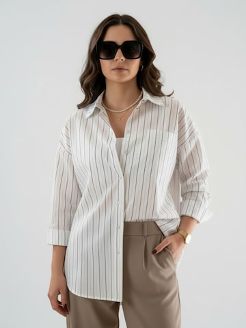 WEARABLE STORIES - Blusa 'Jess' en beige