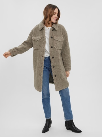 VERO MODA Mantel 'Kyliefilucca' in Grau