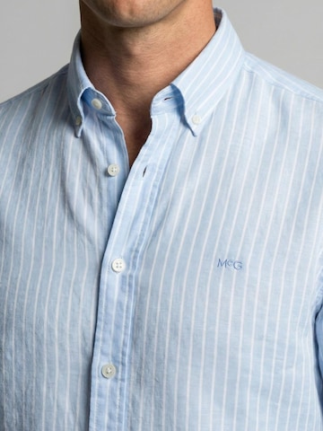 McGREGOR Regular fit Button Up Shirt in Blue
