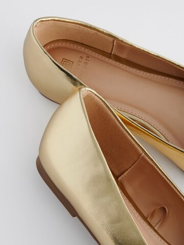 Next Ballerina in Gold
