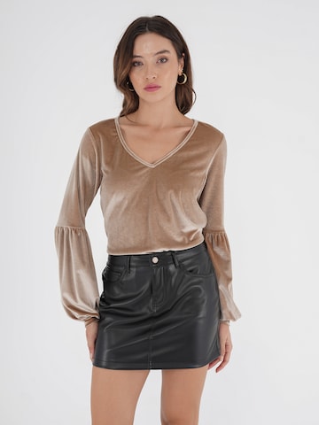 FRESHLIONS Blouse 'SANIA' in Beige: voorkant