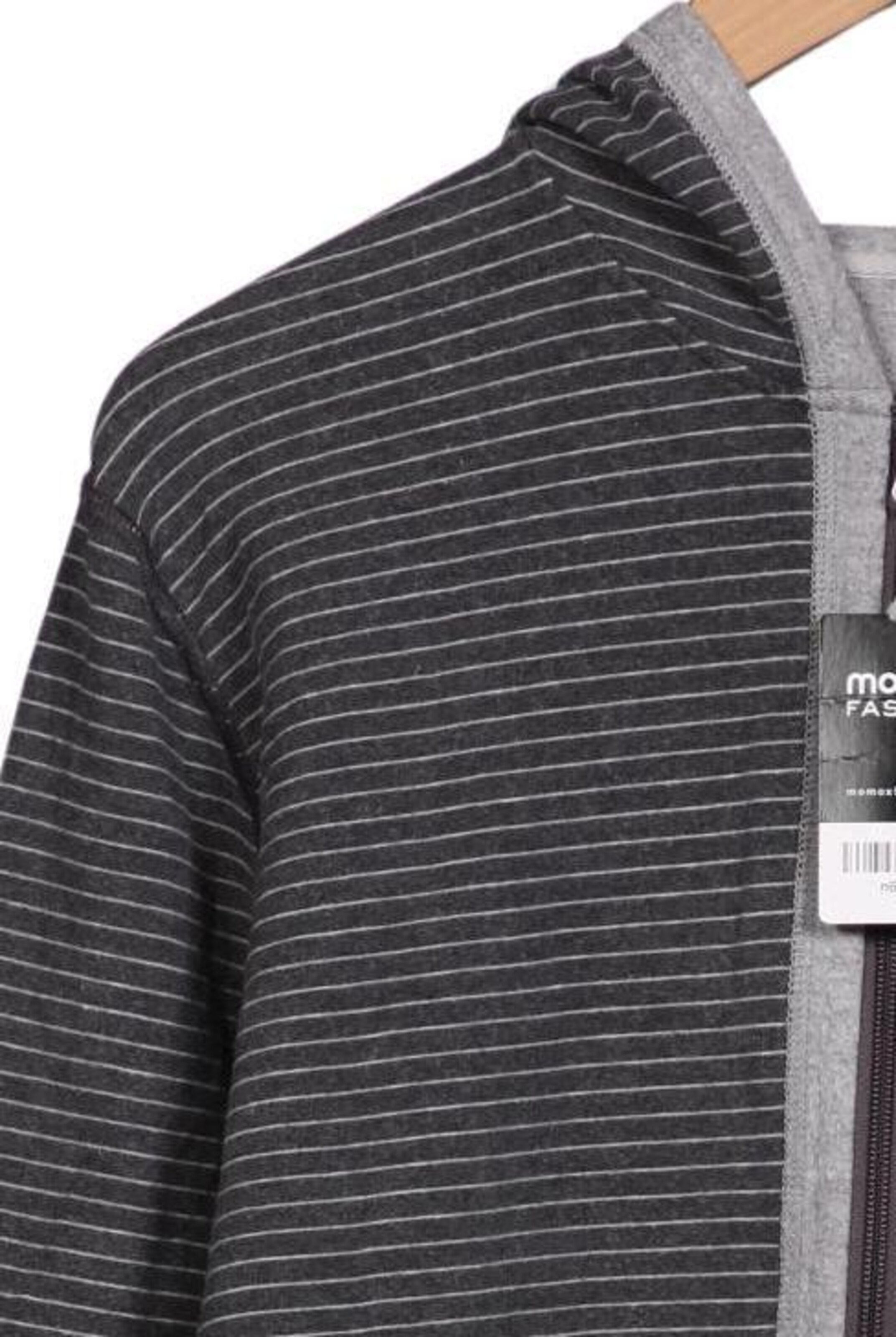 BOSS Sweater & Cardigan in XL in Grey