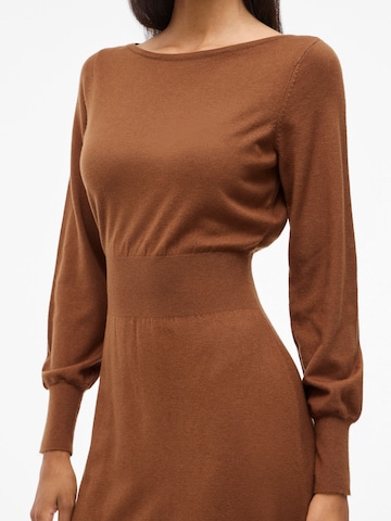 Robes en maille 'VIKerry' VILA en marron