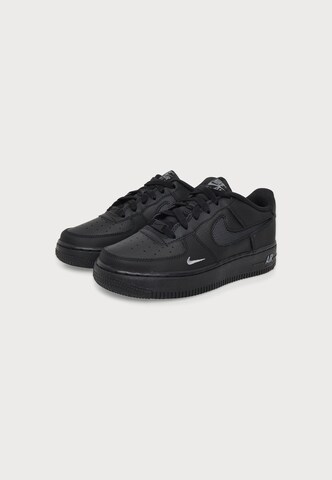 Nike Sportswear Tenisky 'AIR FORCE 1 LV8' – černá