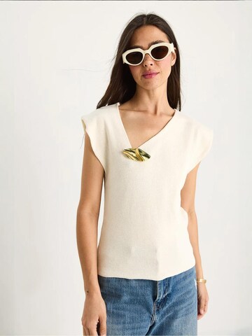 Bianco Lucci Stricktop in Beige