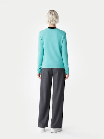 GOBI Cashmere Tröja 'Women's Essential Cashmere Crewneck Sweater' i blå