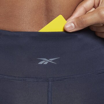 Skinny Pantaloni sport 'Workout Ready' de la Reebok pe albastru