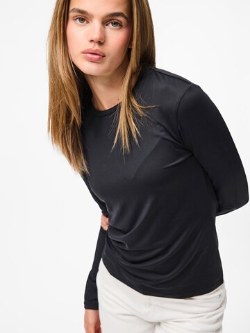 T-shirt 'PCFylla' PIECES en noir