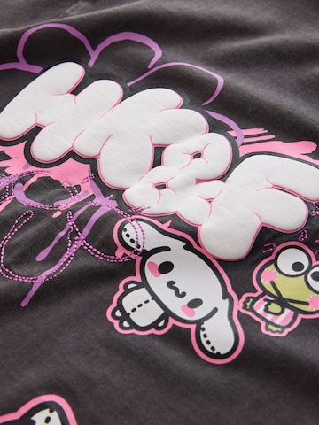 Next - Camiseta 'Hello Kitty' en gris