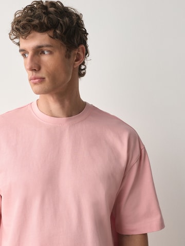 Next Shirt in Pink
