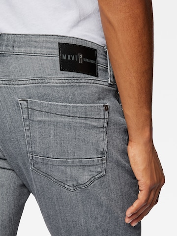 Mavi Regular Jeans 'MARCUS' in Grey