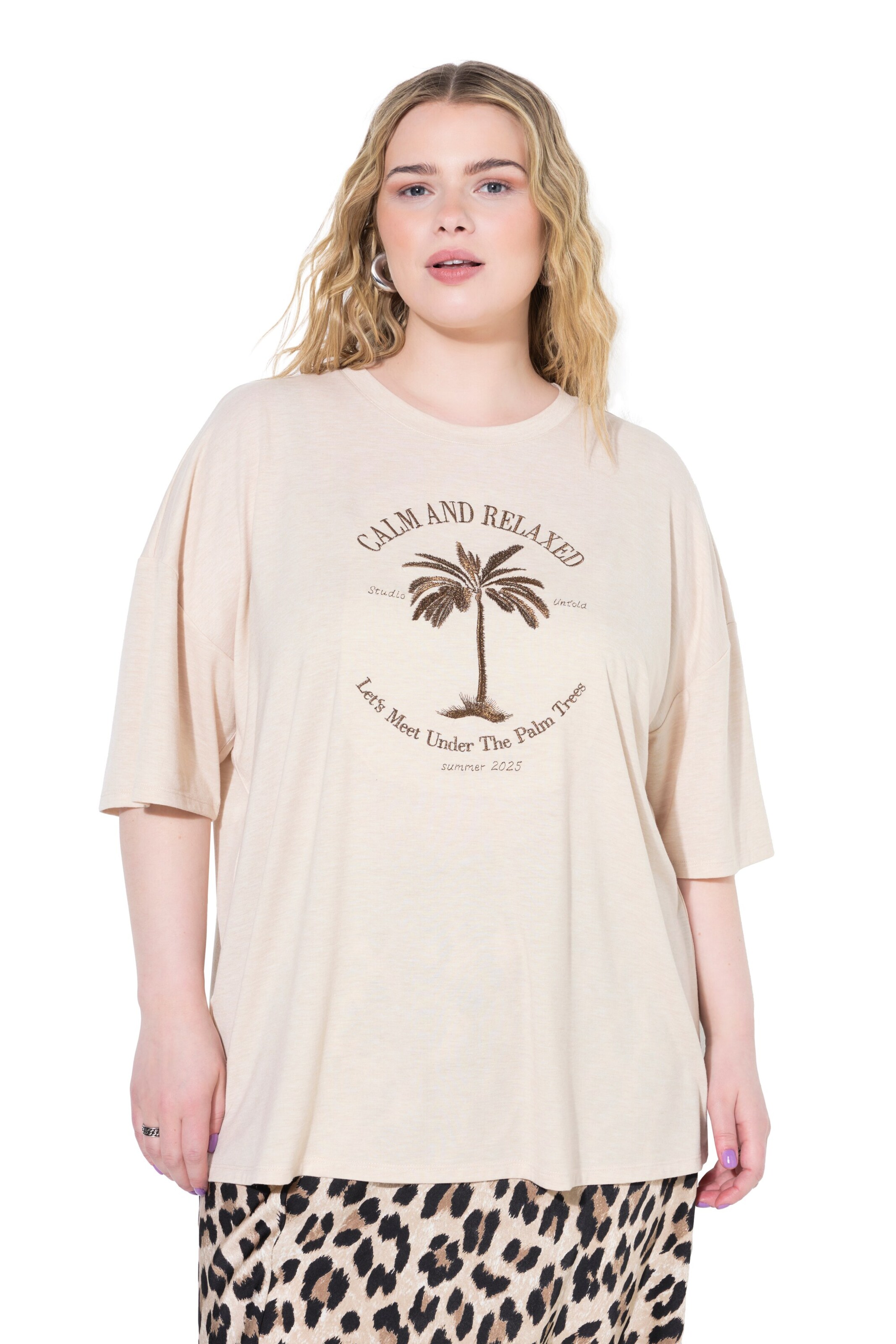 T-shirt Studio Untold en beige : devant