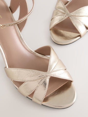 Next Sandalen met riem in Goud