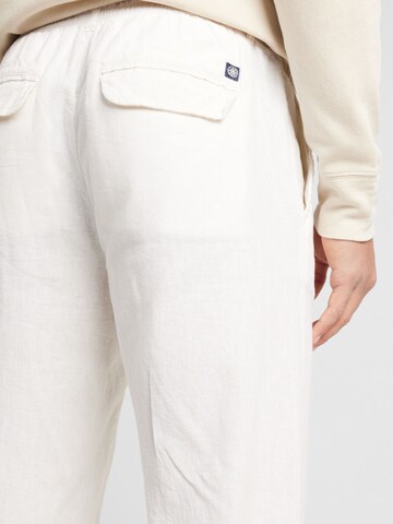 Regular Pantaloni de la Jack's pe alb