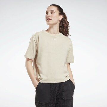 T-shirt fonctionnel Reebok en beige : devant