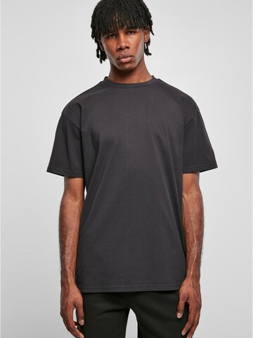 Urban Classics Shirt in Black: front