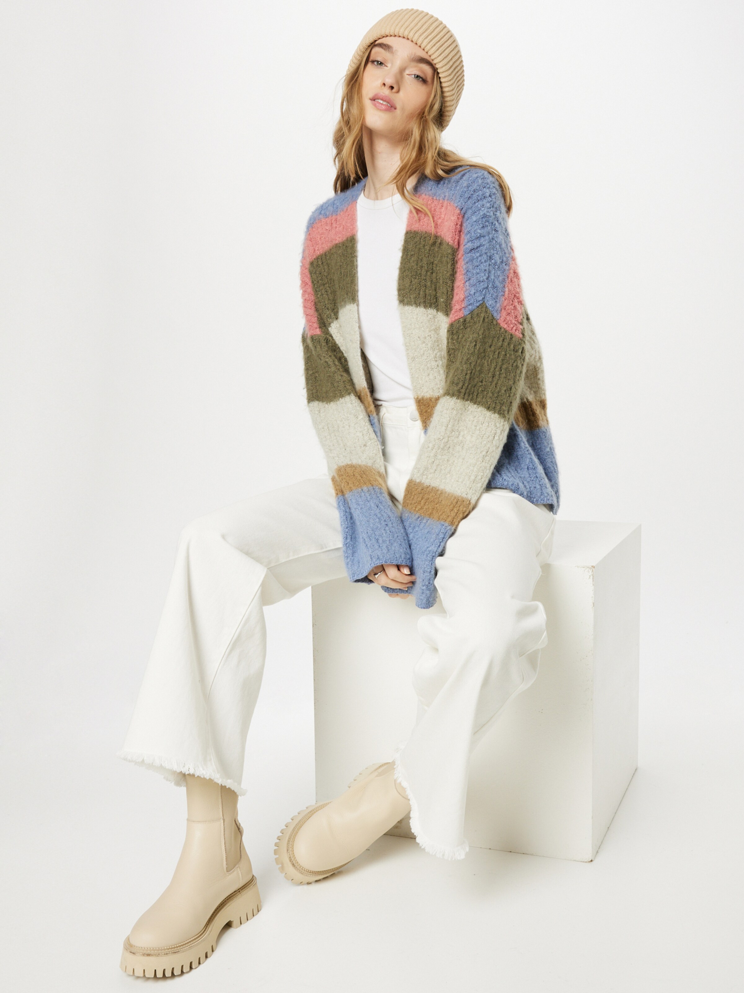 Frauen Pullover & Strick Soyaconcept Strickjacke 'CHRISSIE' in Creme - YV48199 Frauen Pullover & Strick Soyaconcept Strickjacke 'CHRISSIE' in Creme - YV48199