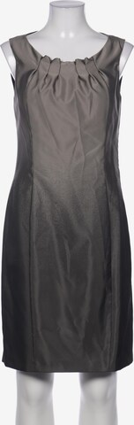 apriori Dress in M in Grey: front