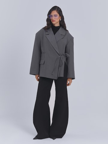 Blazer 'WRAP OVERSIZED BLAZER' AEMMI en gris