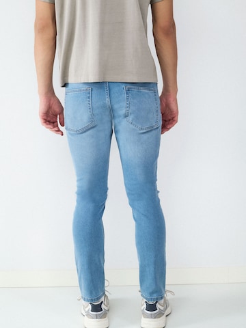 BALMOHK Slimfit Farkut 'IZAN' värissä sininen