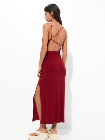 Pull&Bear Jurk in Rood