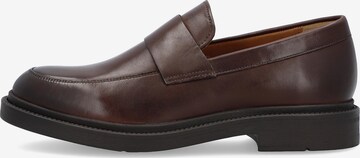 COX Classic Flats in Brown: front