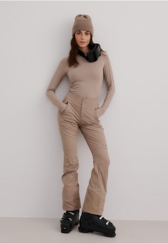 Regular Pantalon de sport Aim'n en beige