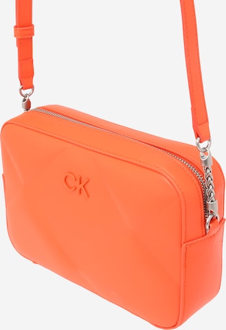 Calvin Klein Schoudertas 'Re-Lock' in Oranje